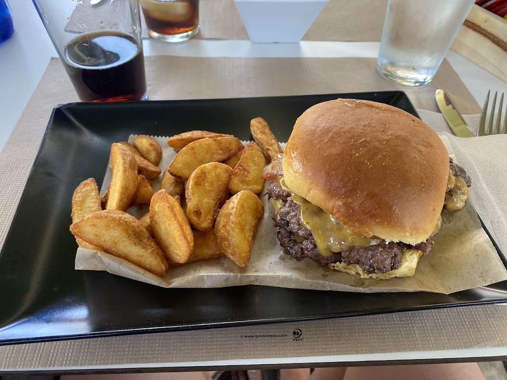 Sambali — Comida y bebida