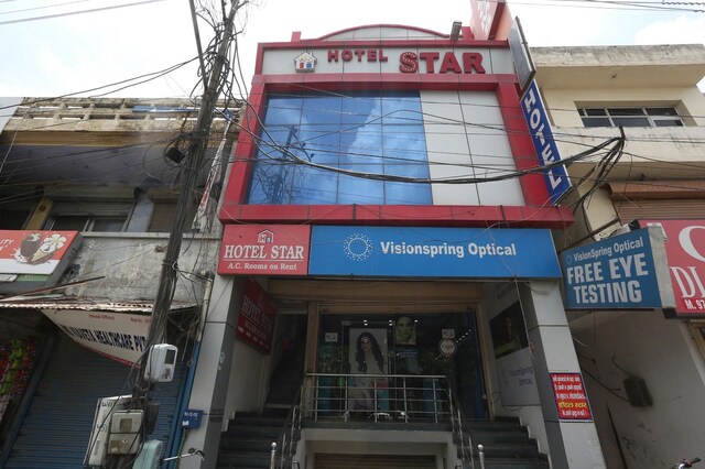 Oyo Flagship 15481 Hotel Star