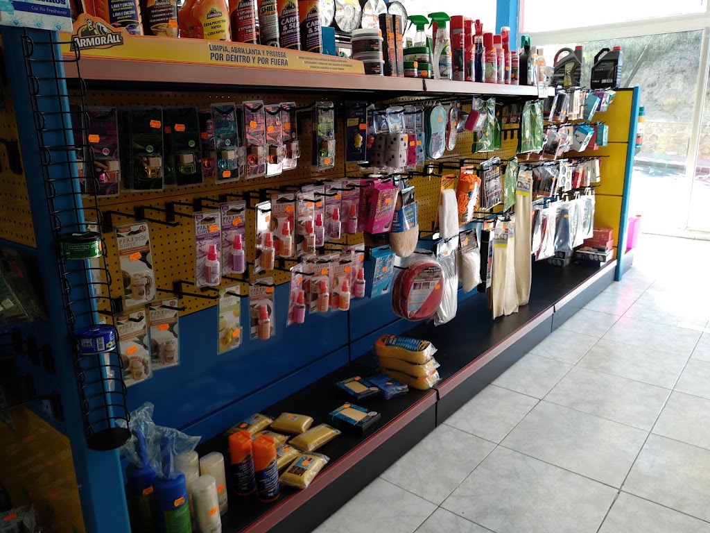 Autocentros Bernardino — Interior