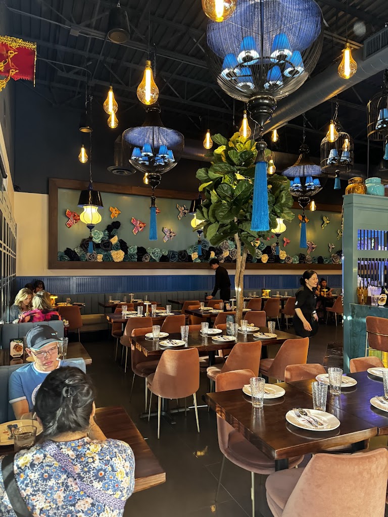 Weera Thai - Town square