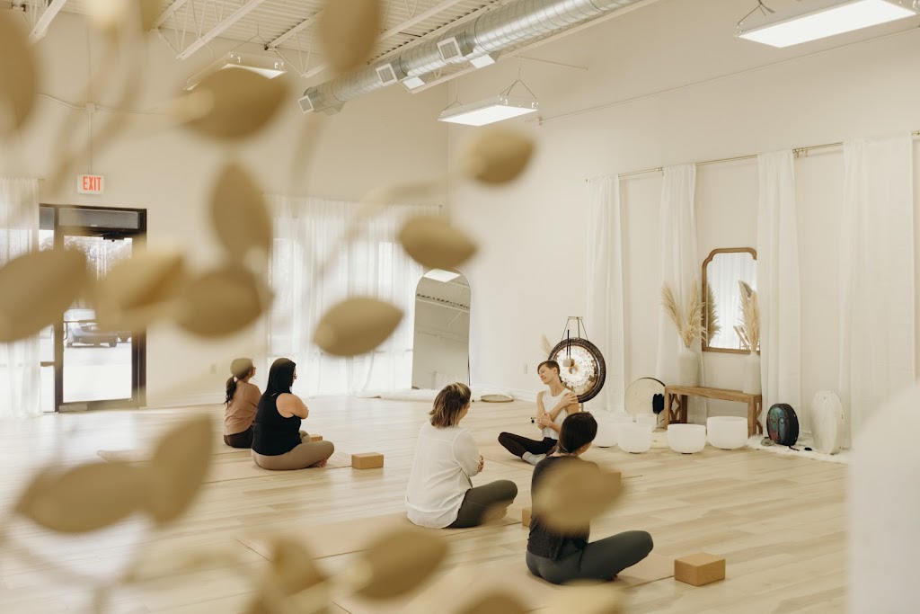  Amavi - Yoga, Breathwork, Sound Bath