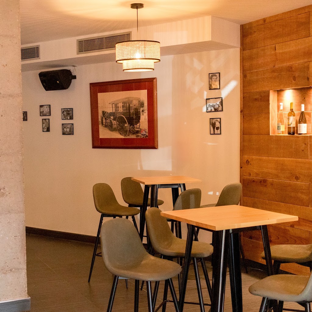 Los Abuelos Abaceria — Ambiente