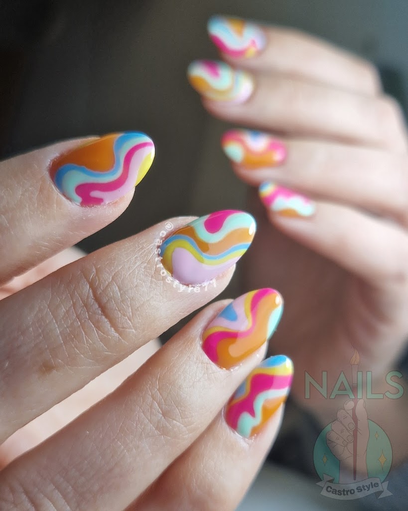 Nails Castro Style