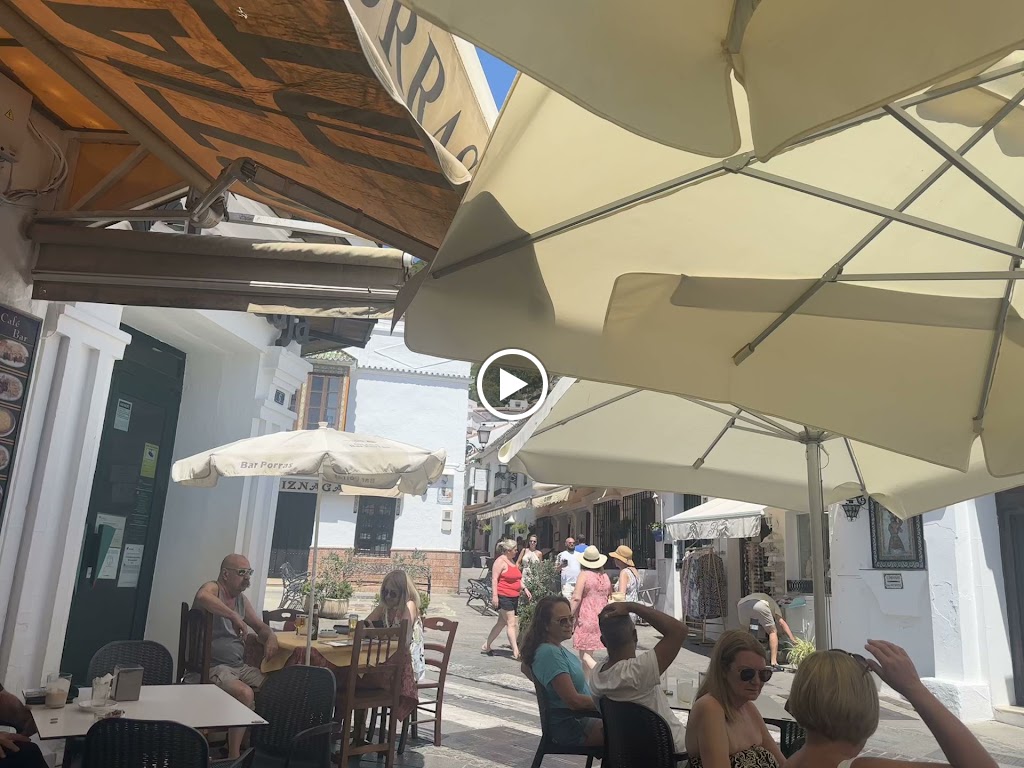 Cafe Bar Porras — Videos