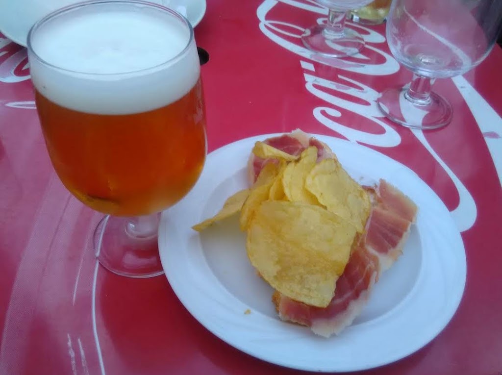 Jamon & Pan cafeteria - cerveceria — Comida y bebida
