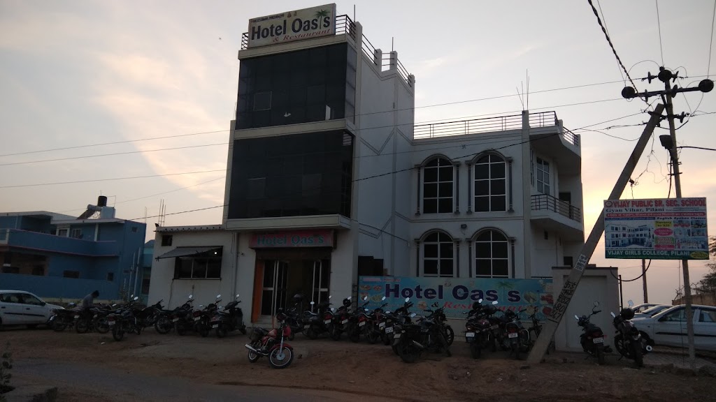 Hotel Oasis And Restaurant