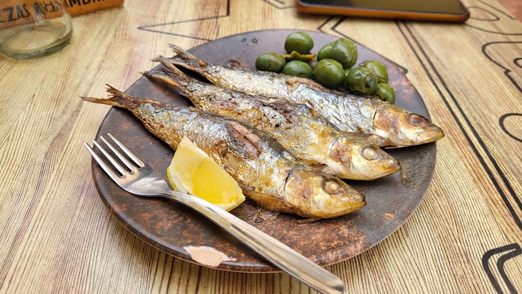 Cafeteria Holydama — Comida y bebida