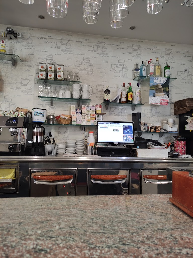 Santa Columba. Cafeteria..