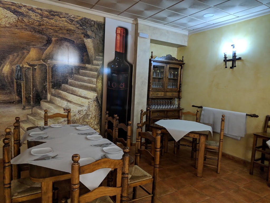 Restaurante Bodegon Del Abuelo — Ambiente