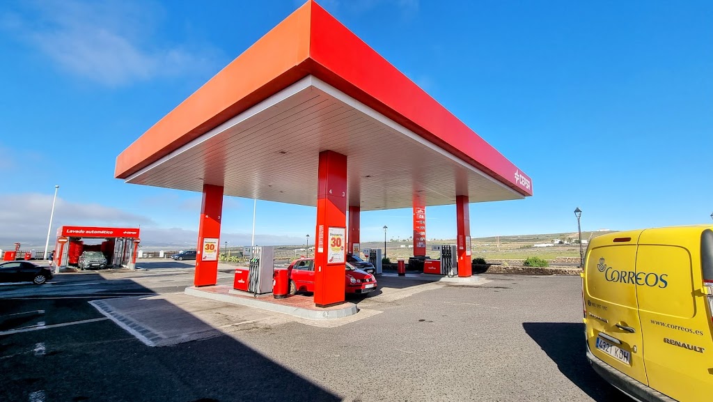 Estacion de servicio Cepsa — Surtidor de combustible