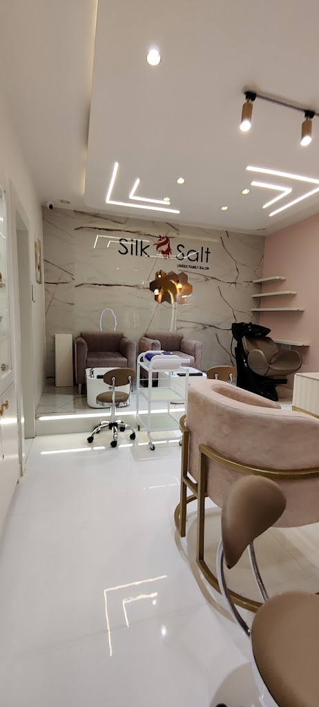 Silknsalt Family Salon And Academy