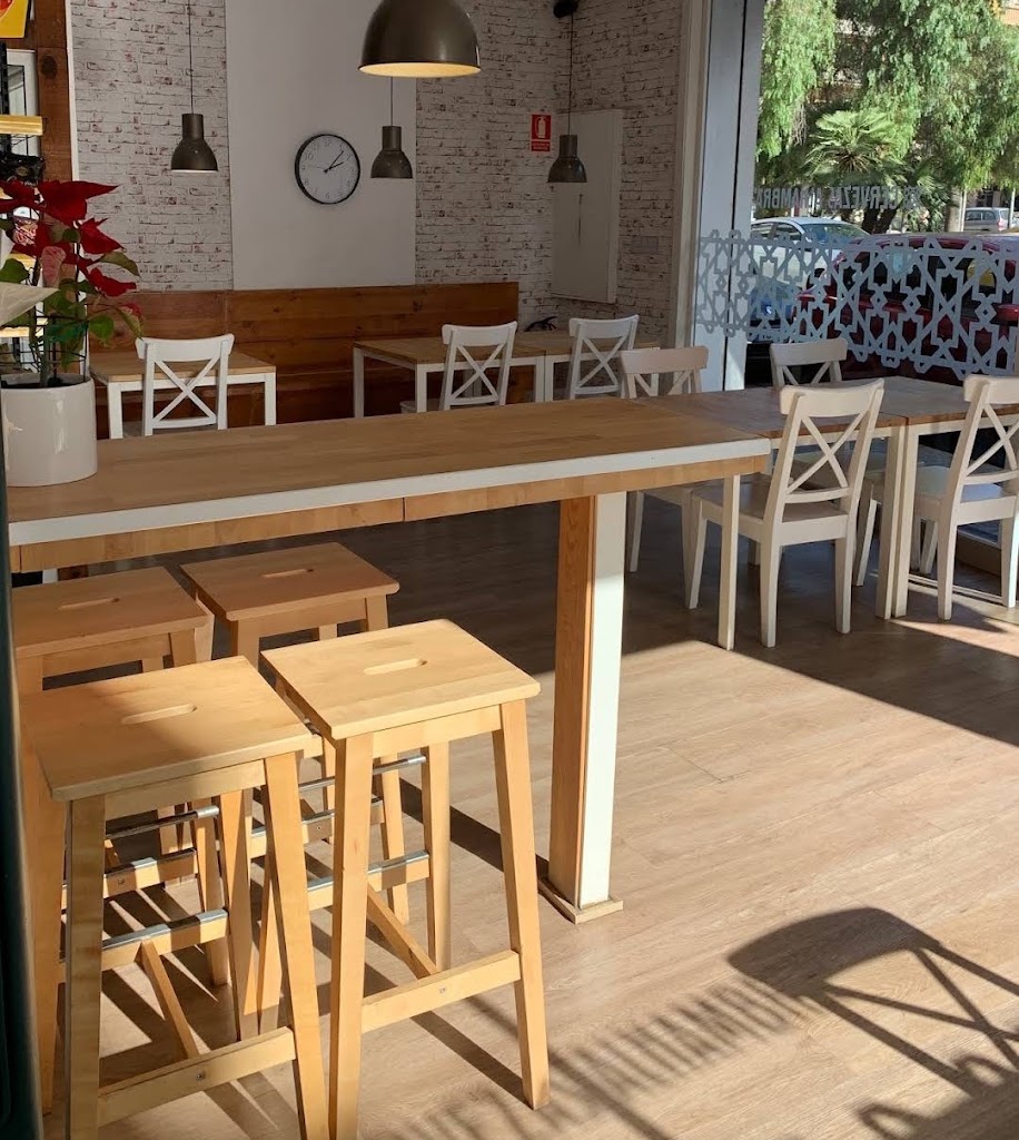 Nostrum Cafe Y Pan — Ambiente