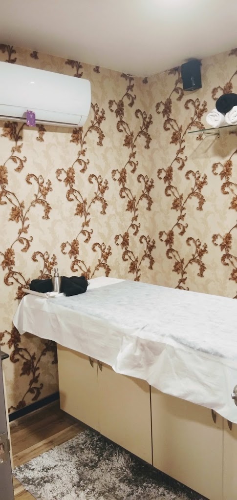 Cloud 9 Unisex Spa Salon