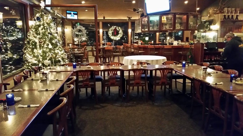  Huck Finn's On the Water