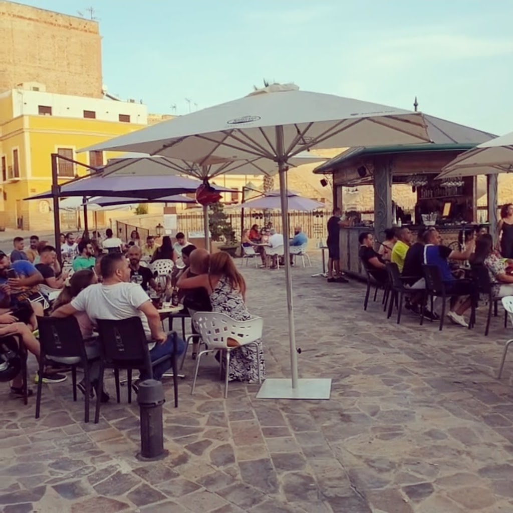 Bar Akros Terraza — Ambiente