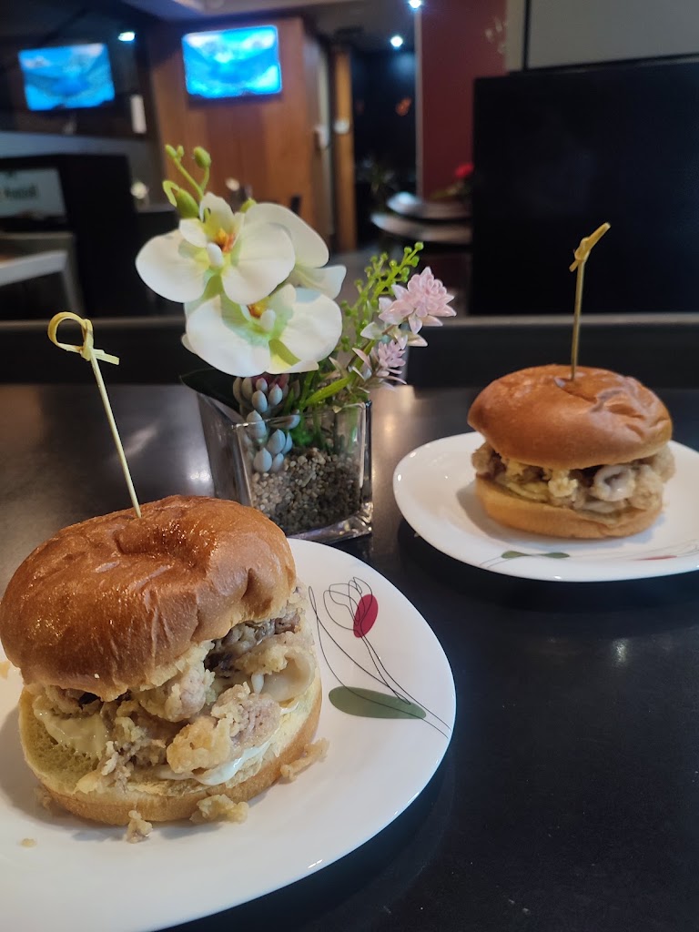 SRT Bar Restaurante — Comida y bebida