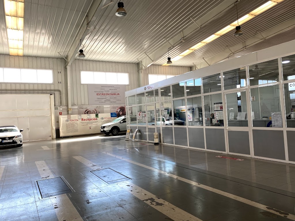 Taller Oficial TOYOTA - Comluve