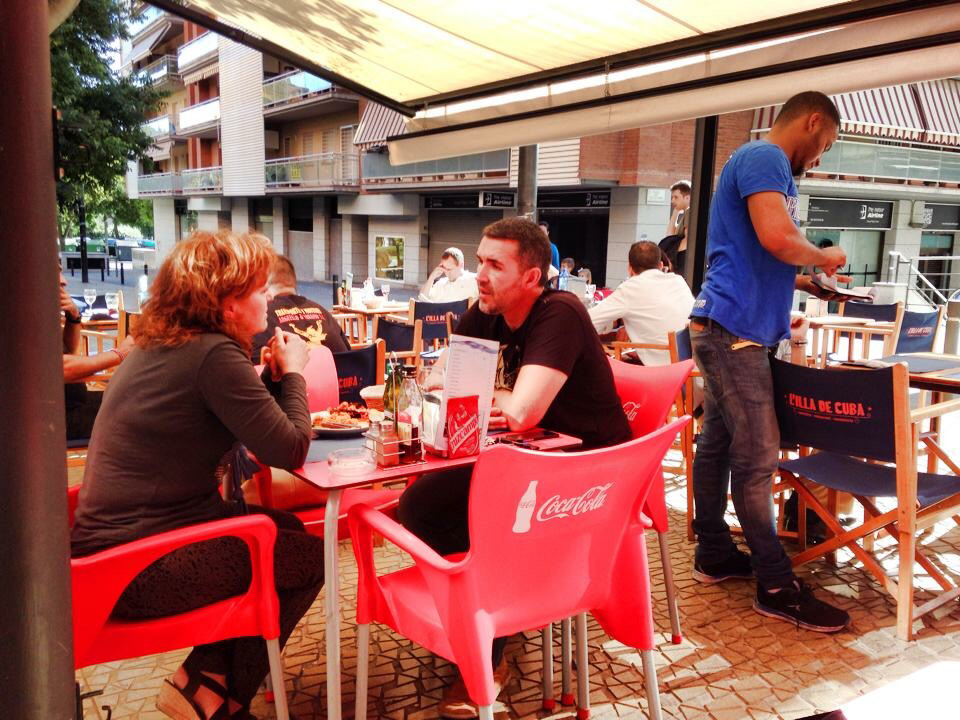 Bar Restaurante L'illa De Cuba — Ambiente