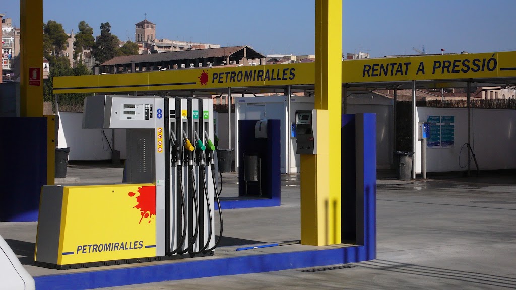 ES Petromiralles El Rec — Surtidor de combustible