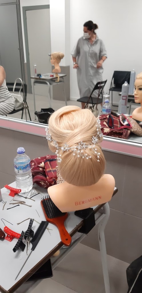 Cursos Peluqueria - Versia Formacion Elda