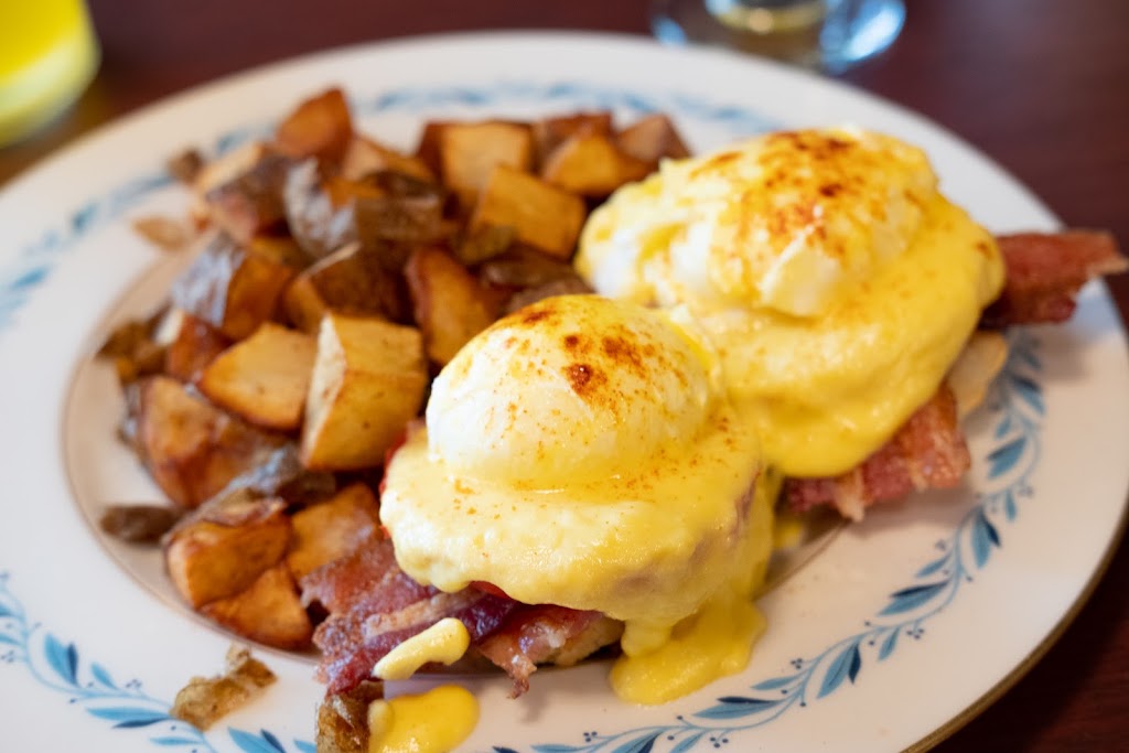 Eggs Benedict