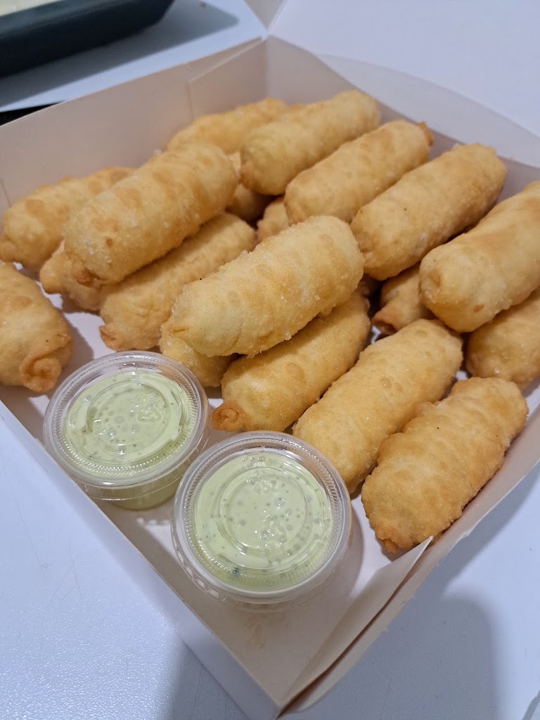 El Encuentro cafe bar — Comida y bebida