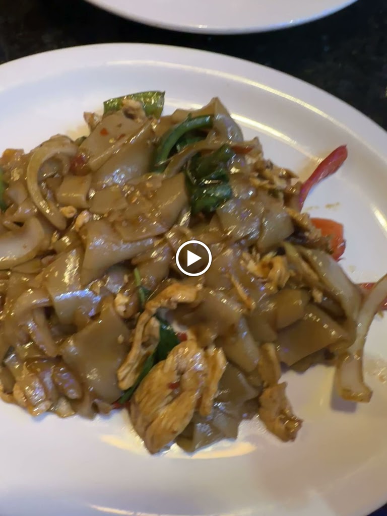 Mom's Siam 2 Restaurant