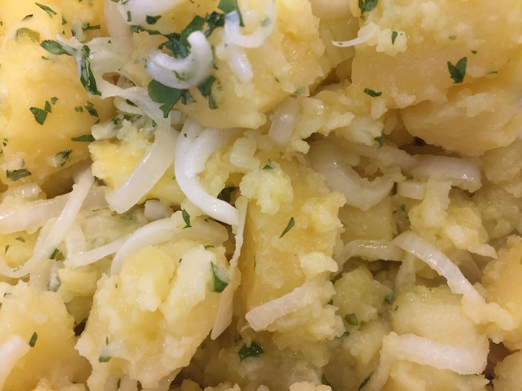 Bar El Picoteo del Aljarafe — Comida y bebida