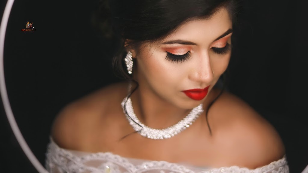 B Square Bridal Studio