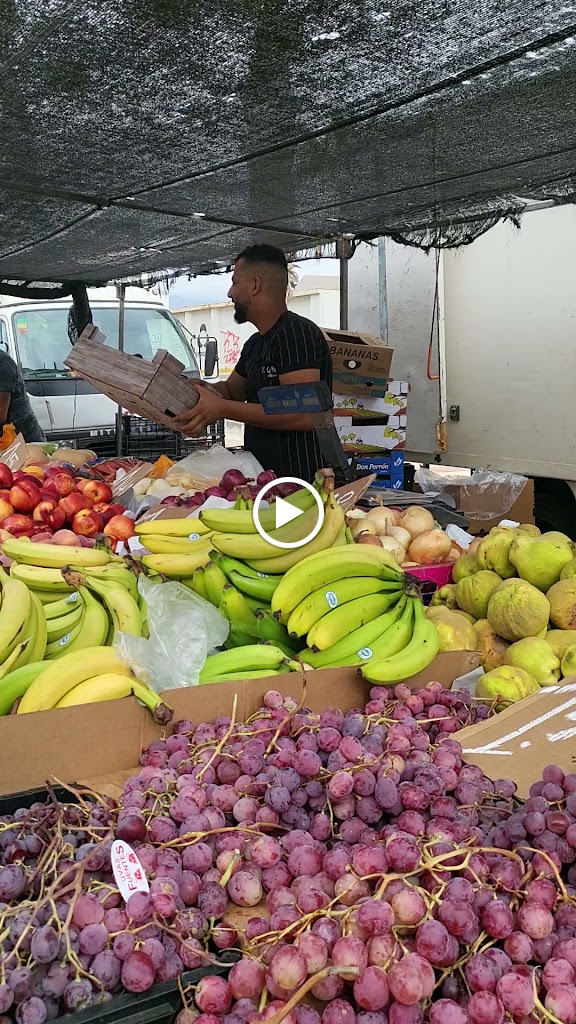 Chiringuito La Orilla — Videos