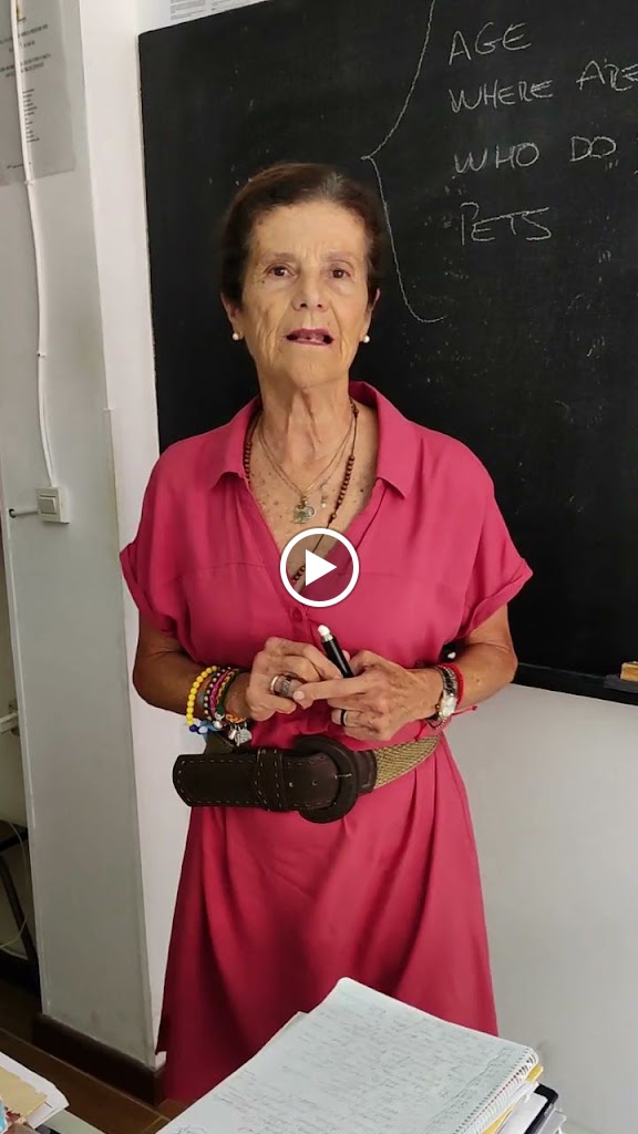 Academia de estudios Ana Margarita - Ana Margarita Academy — Videos