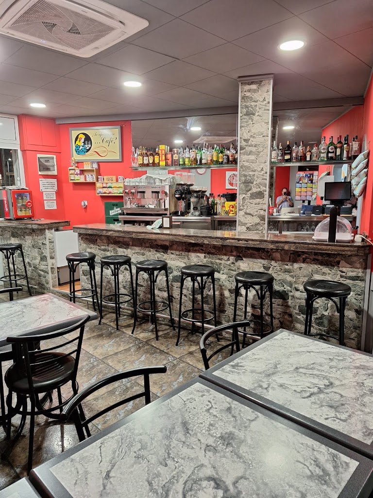 Bar / Cafeteria - Ca La Fina — Ambiente