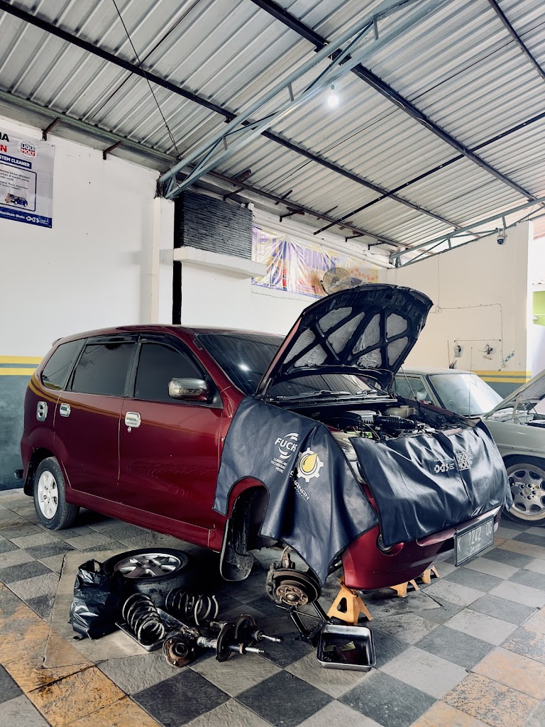 Bengkel Mobil DOMOZ AUTO GARAGE