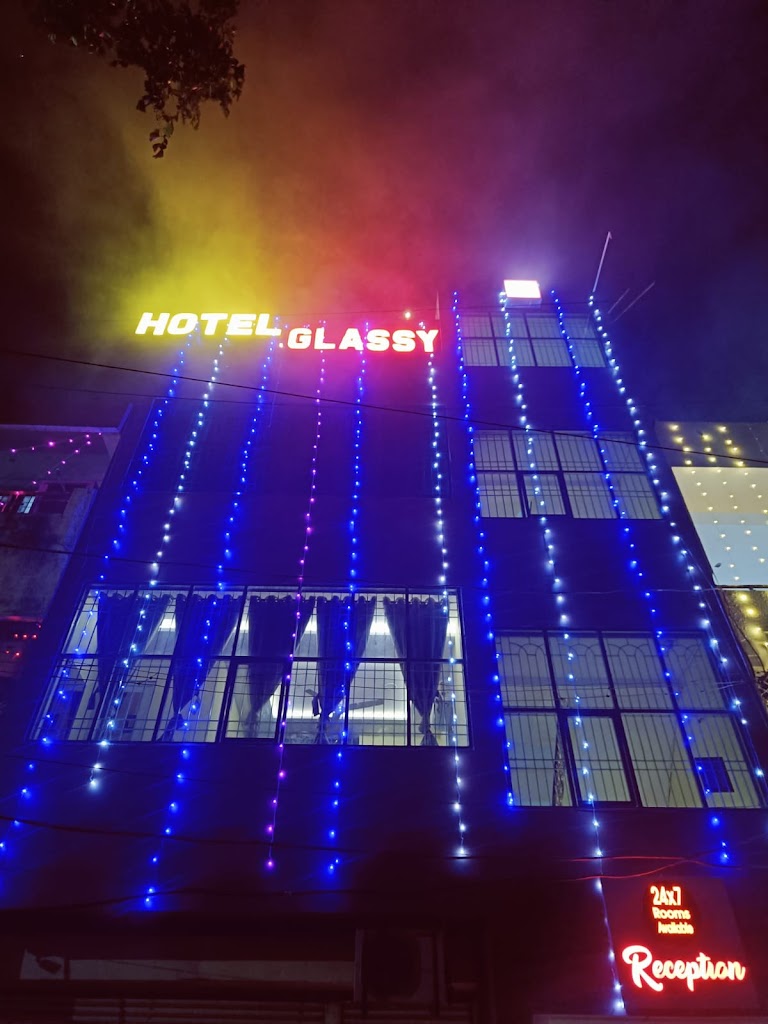 Hotel Glassy 11