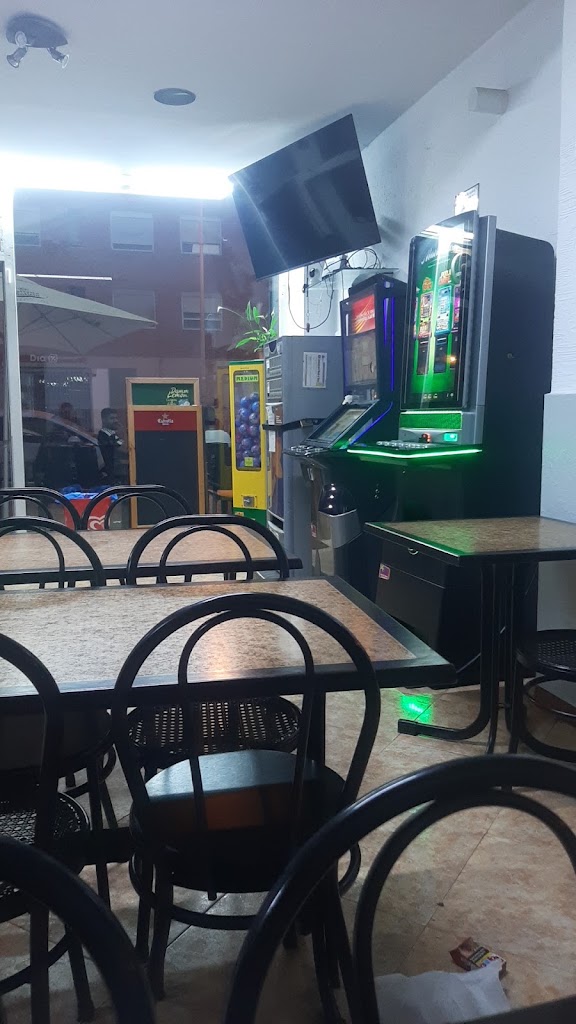 Bar L'Estoneta Ca la Belen — Ambiente