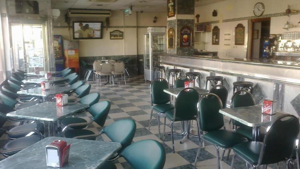 Cafeteria Bar El Canal 2