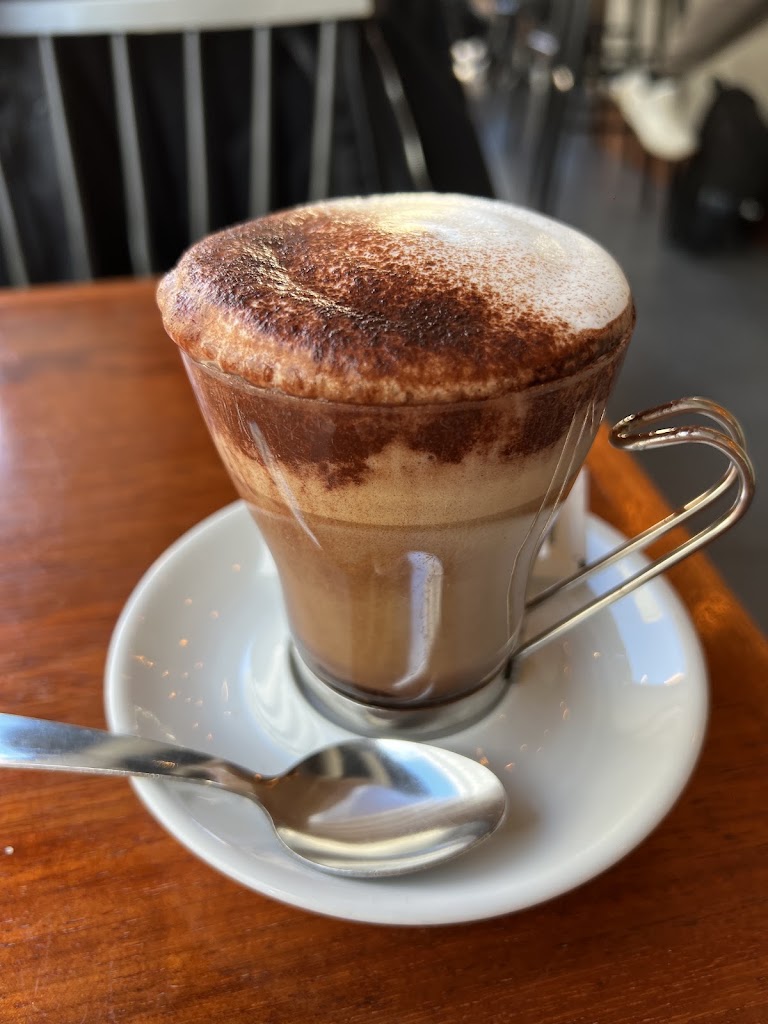 El Charlotte — Capuchino