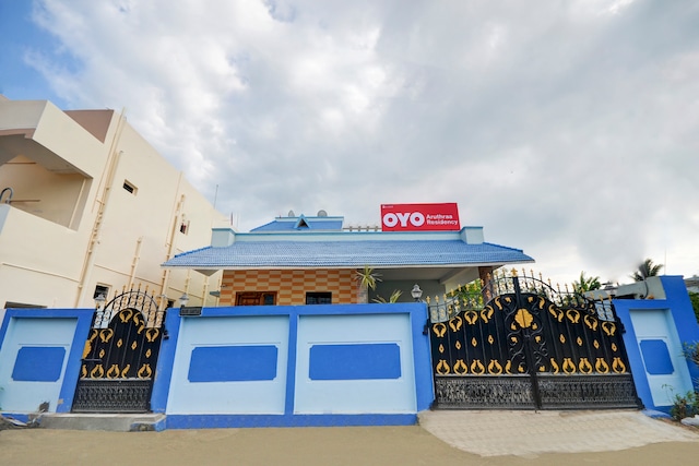 Oyo Flagship Aruthraa Residency