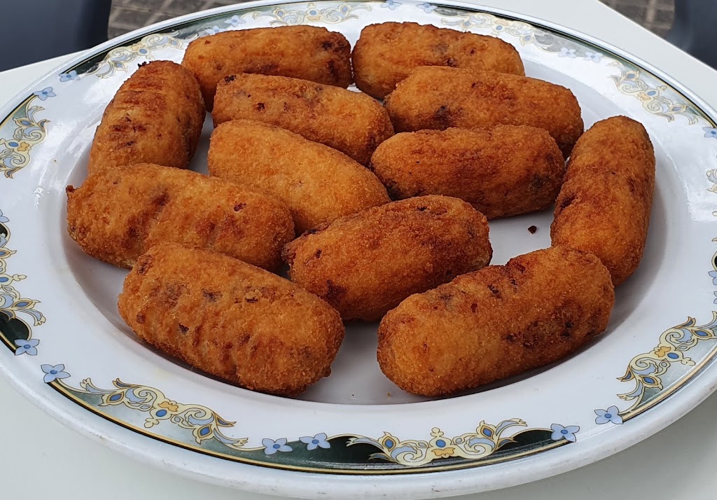 Las Cies — Comida y bebida