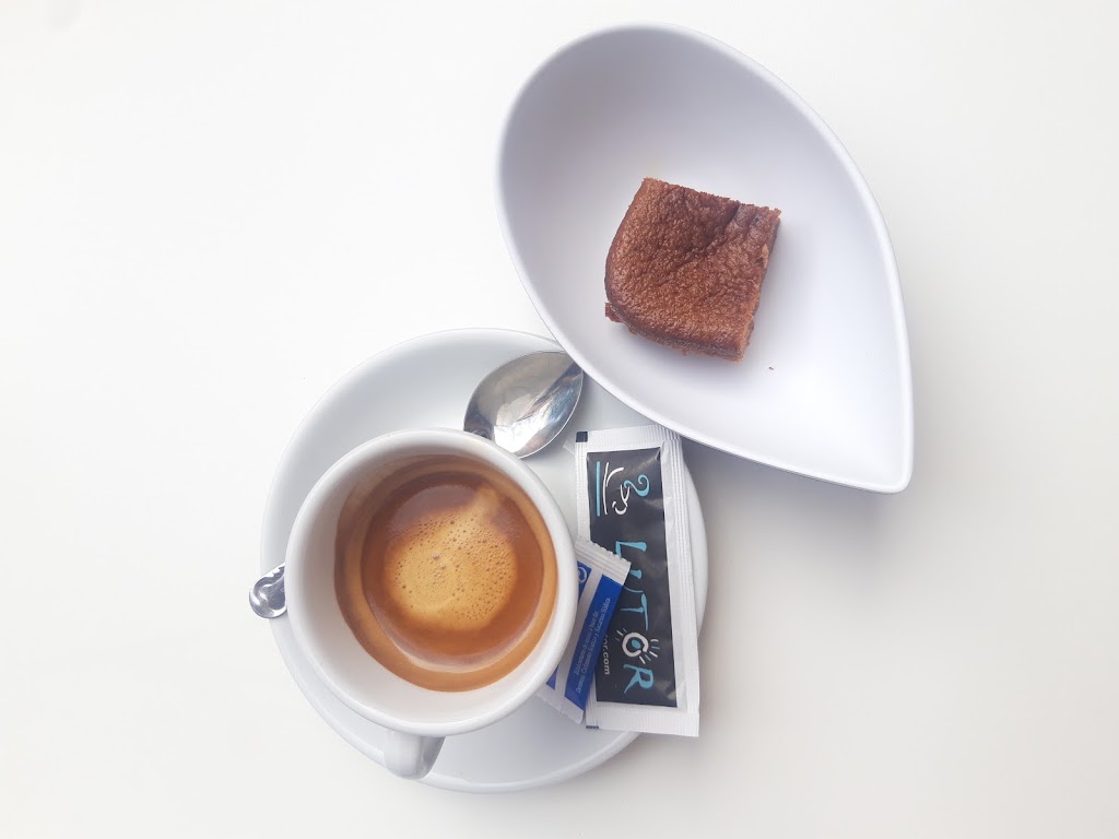 Cafeteria cerveceria El Trebol — Cafe