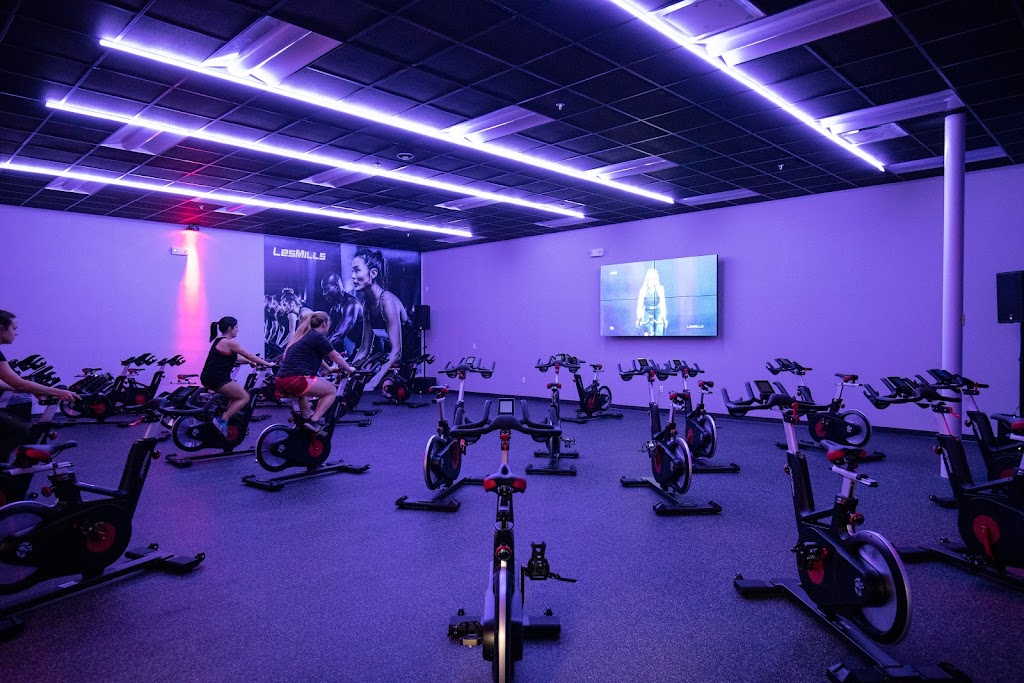  CLUB4 Fitness Airport