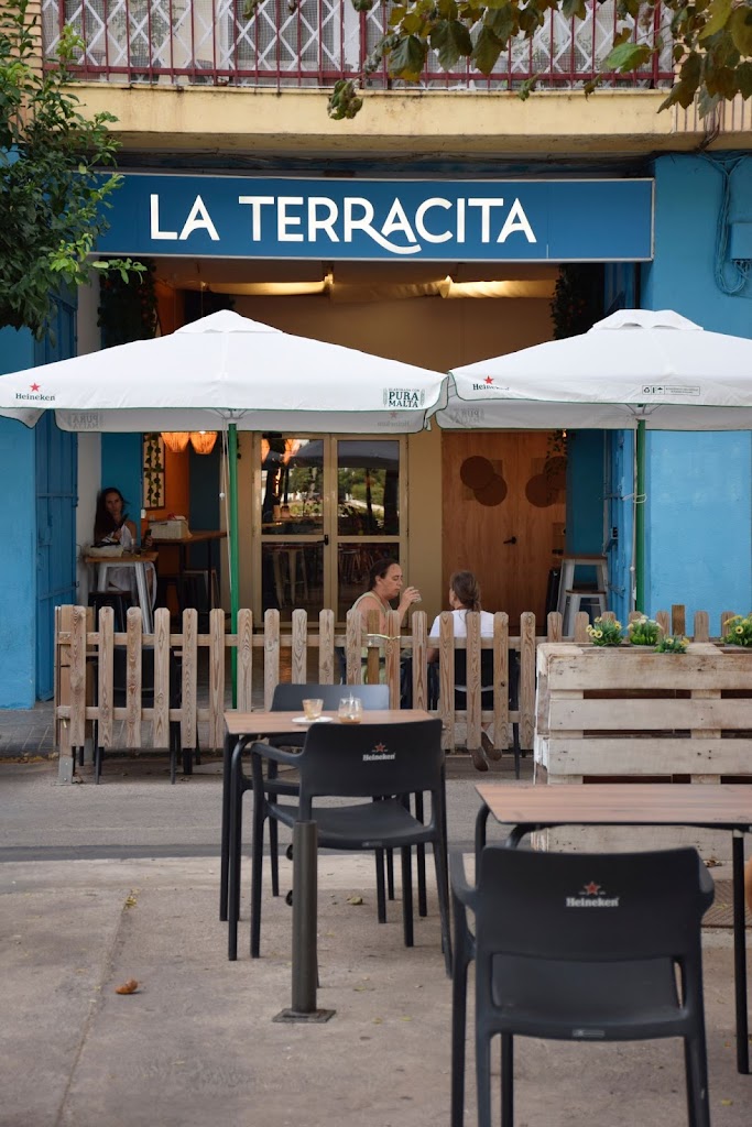 La Terracita Gastrobar / Parque de bolas y eventos
