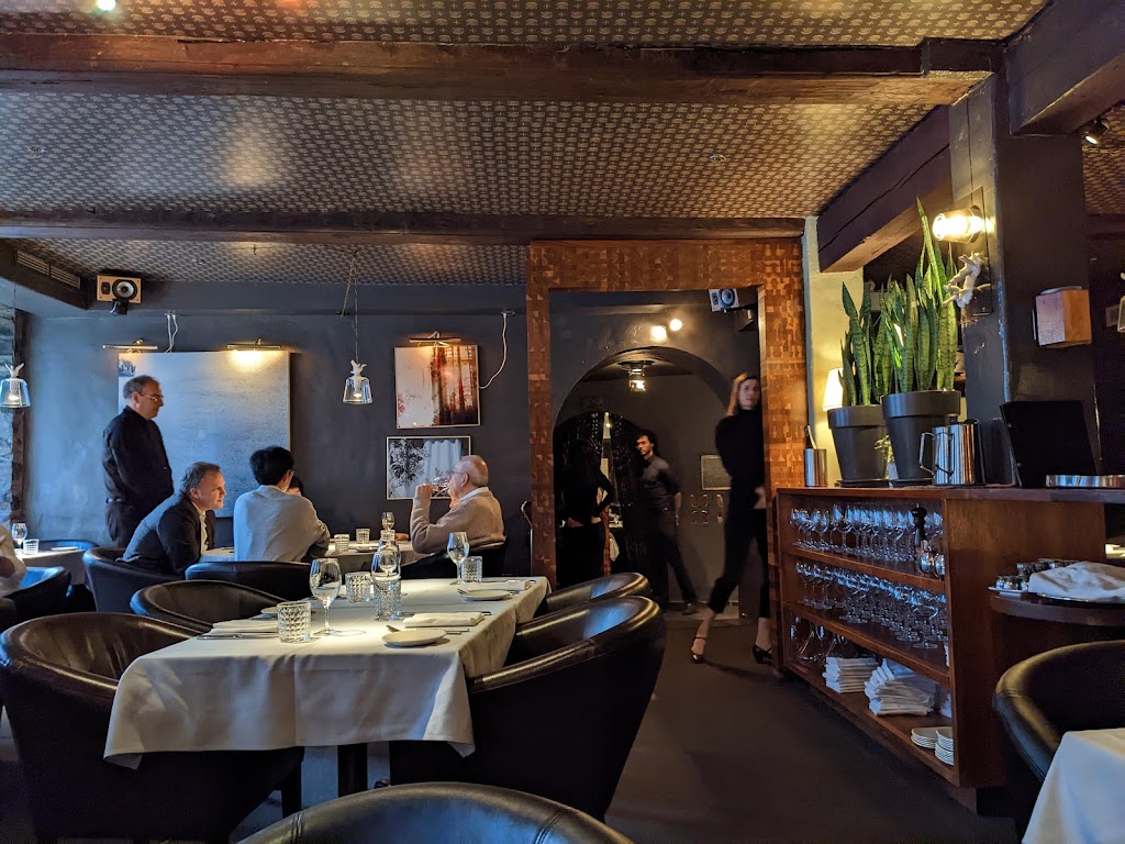 Le Club Chasse et Pêche in Montreal