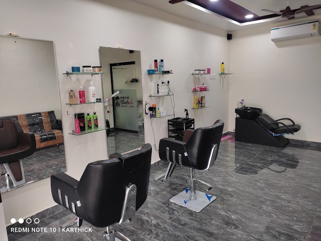 Ak Gens Beauty Parlor