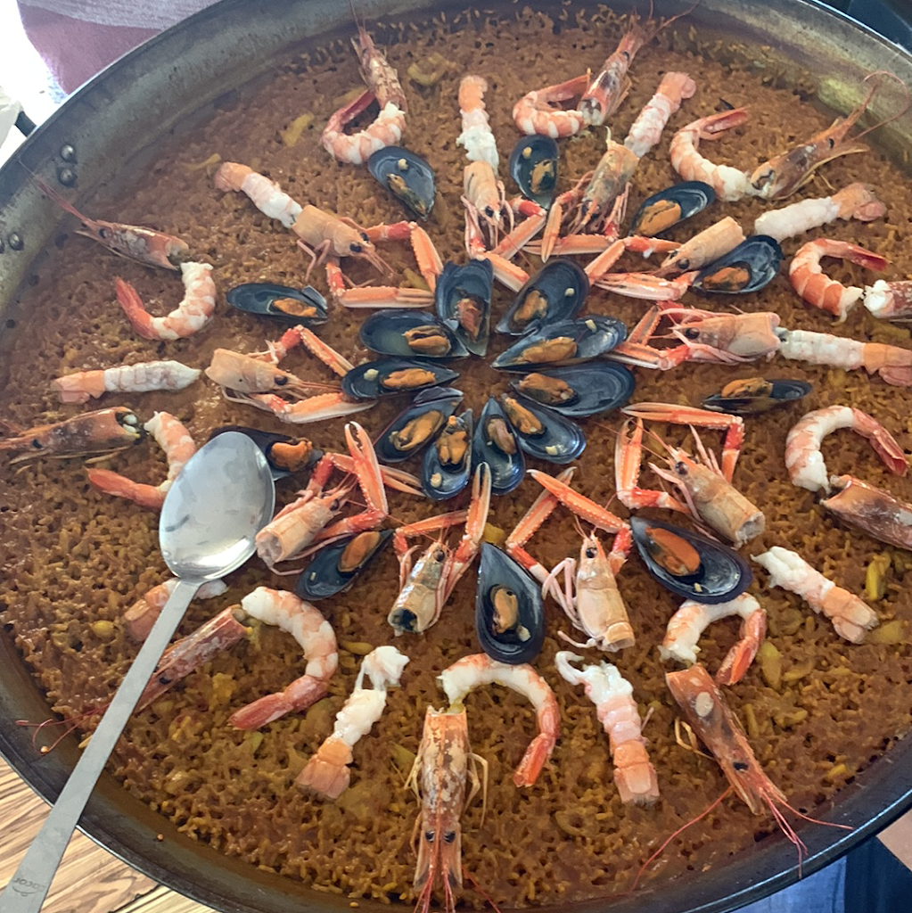 Miramar Restaurante — Paella