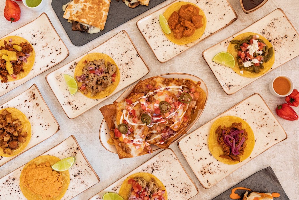 Cantina Mexicana Las Marias Barakaldo — Comida y bebida