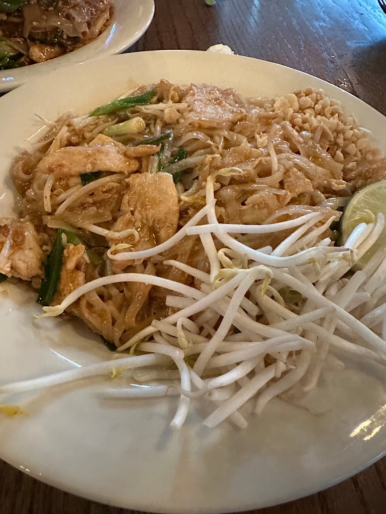 Thai Cuisine Ramen King & Sushi Bar 2