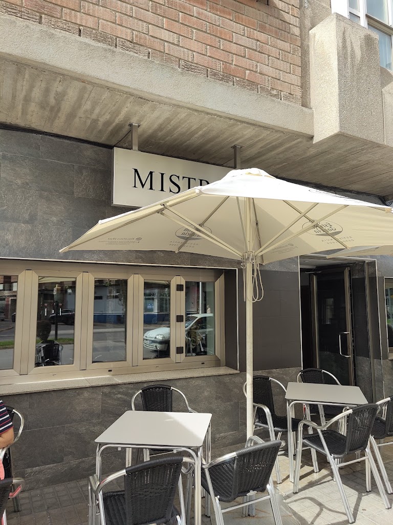 Bar Mistral — Ambiente