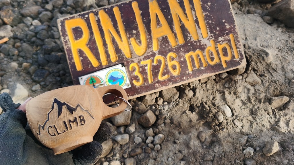 Climb Outdoor Rental Alat Camping Bandung