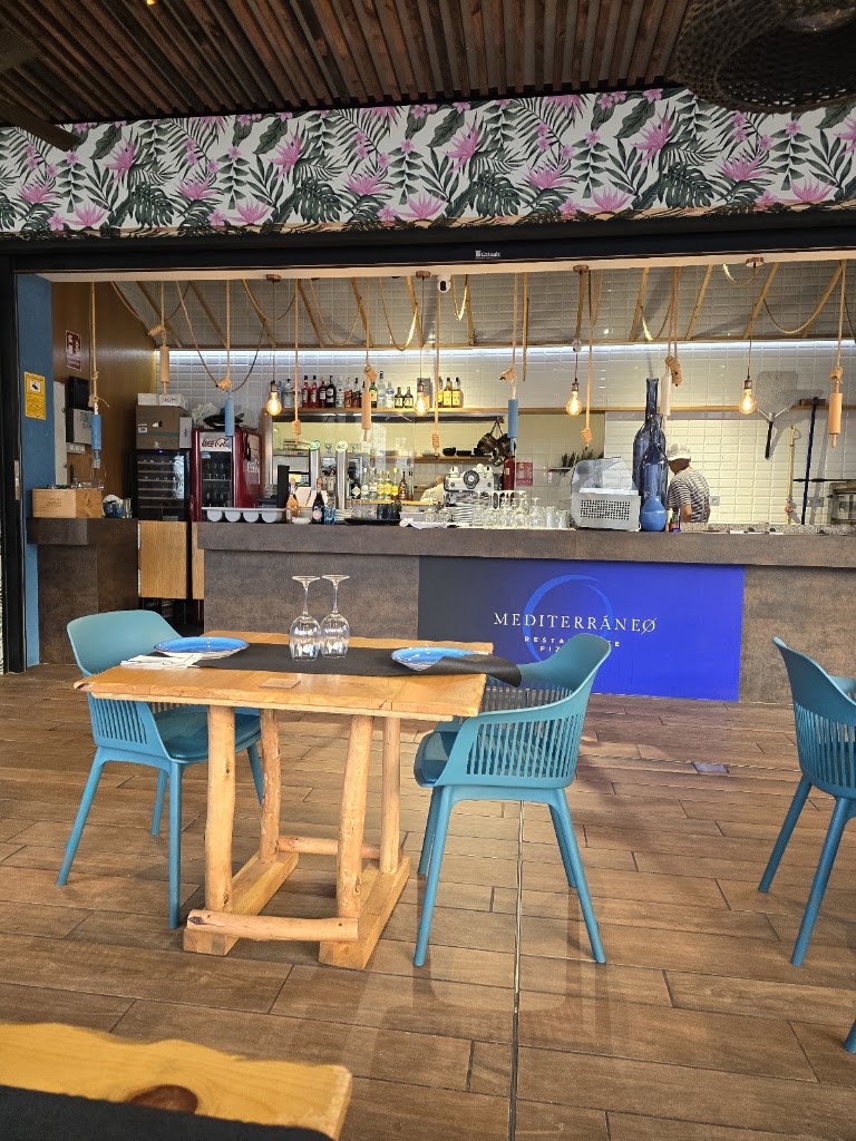 Mediterraneo Restaurante — Ambiente